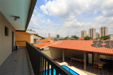 Sobrado com 4 quartos em Bolsão Residencial