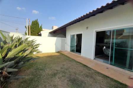 Casa à Venda no Residencial Eldorado - São Carlos