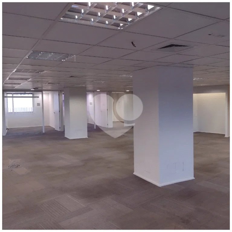 Conjunto comercial para locação na Vila Olímpia 384,81 m², 7 vagas de garagem