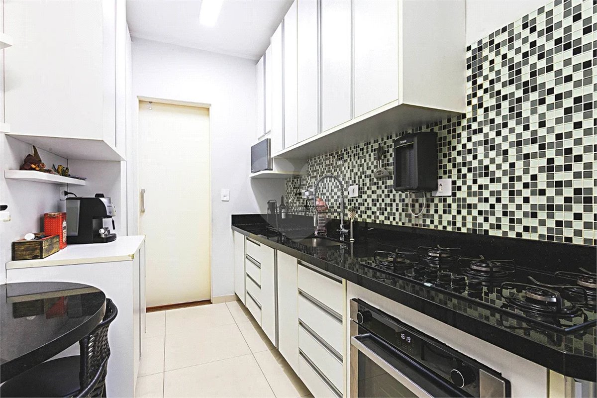 Aluguel de Apartamento de 3 dormitórios sendo 1 súite 3 vagas para locação Viva na Vila Mariana!