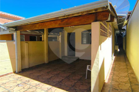 Casa Térrea para Venda – Bairro Vila Avaí, Indaiatuba - com 02 quartos- 01 banheiro-sala -cozinha-quintal e garagem 0 1carro