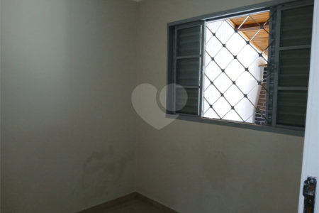 Casa à venda no Jardim Nova São Carlos.