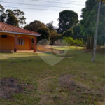Chácara em água vermelha, localizada em ponto comercial.