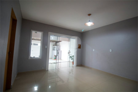 Casa com 4 quartos à venda, 120 m² - Nova Mairinque - Mairinque/SP