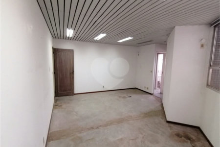 SALA COMERCIAL 40m2 VENDA/LOCAÇÃO NO CENTRO DE CAMPINAS