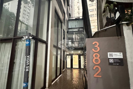 Studio Mobiliado à venda com 31m², 1 quarto Vila Nova Conceição - Estuda permuta.