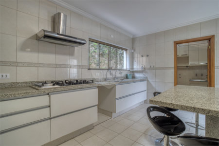 Casa à venda com 4 suítes em Chácara Monte Alegre, São Paulo, SP