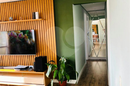 Apartamento á venda MOBILIADO com 128m², 3 suítes, 2 vagas, no centro de Santo André