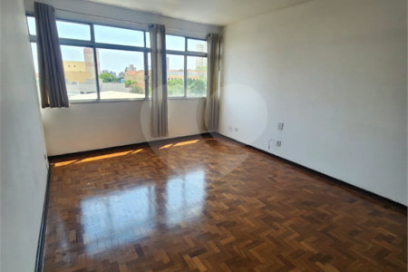 Apartamento no Edifício São Carlos