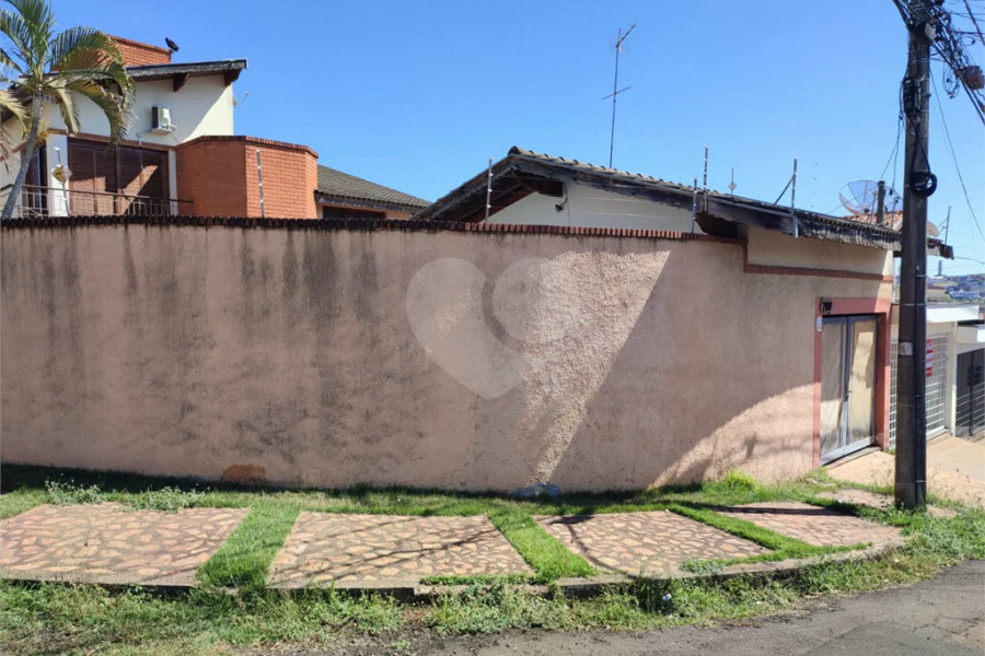 Casa Espetacular com Piscina e Churrasqueira à Venda na Vila Rezende