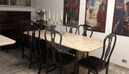 Casa à venda com 3 quartos, sendo 1 suíte, em Campo Belo, São Paulo, SP