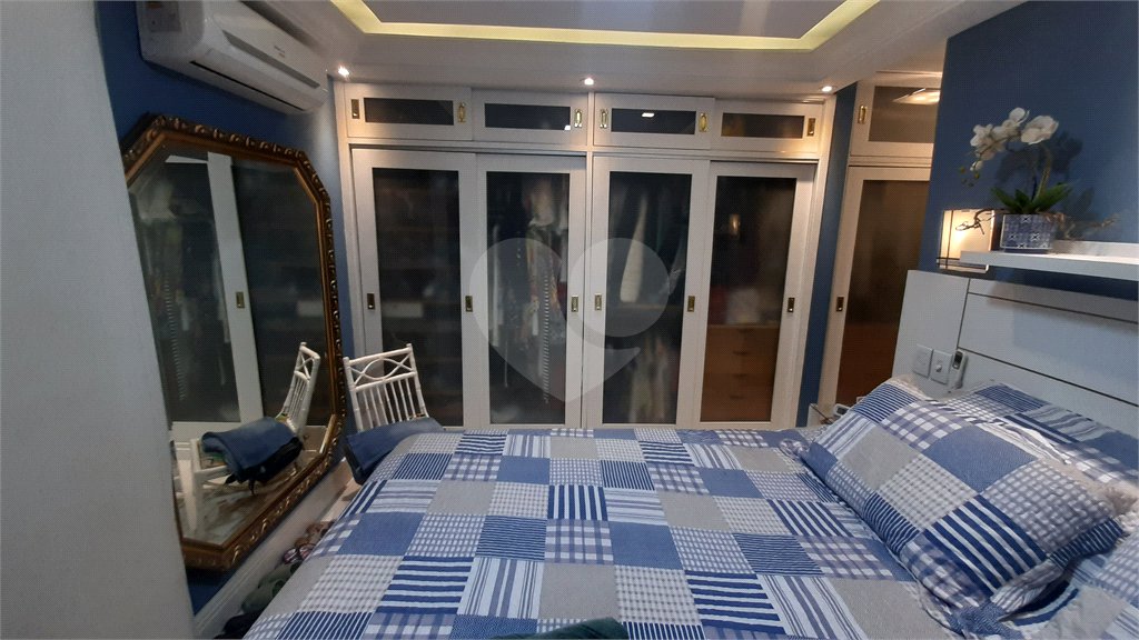 Apartamento a venda em Perdizes, 3 dormitórios, sendo 2 suítes e 2 vagas de garagem