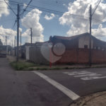 Vende-se terreno com 2 casas no Vila Boa Vista I