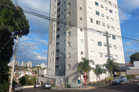 Apartamento no Condomínio Mirante Araucária.