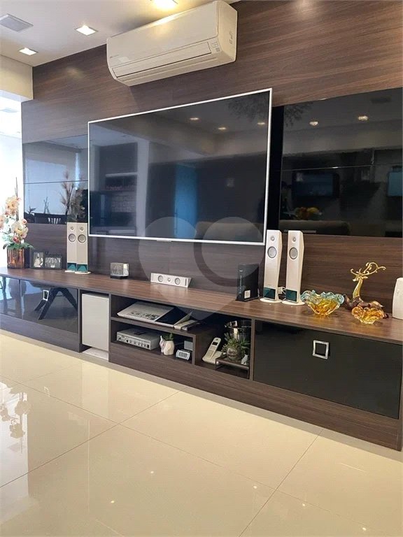 Apartamento com 125m², 3 quartos (suítes) e 3 vagas de garagem à venda no bairro Jd. São Caetano em São Caetano do Sul