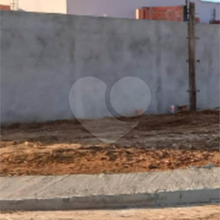 Terreno com 250,00 m² de área total, na Vila Carmem .