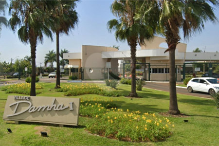Vende-se terreno no Village Damha em Araraquara