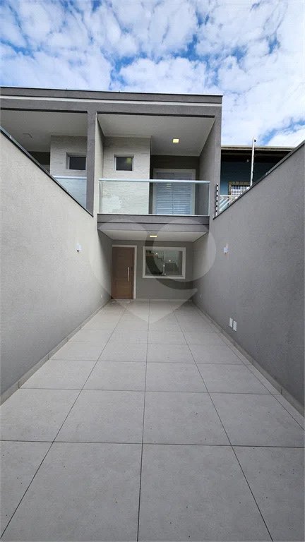 Sobrado Amplo 135m² - 3 Dorms (1 Suíte) `a venda na Vila Matilde /SP.
