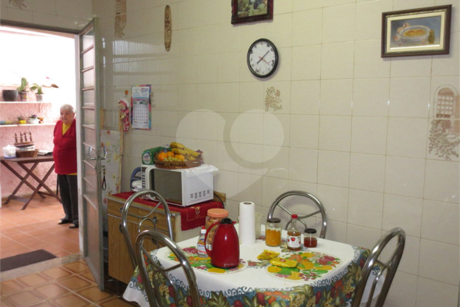 Casa Térrea p/Modernização na Chácara Inglesa - Terreno 10 x 30 - 450 m. metrô Pça da Árvore