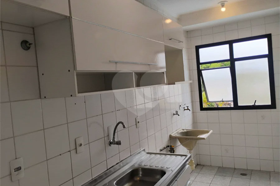 Apartamento 2 dormitórios no Jardim Prudência.