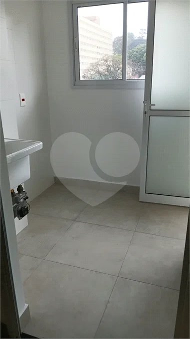 Apartamento LOCAÇÃO! 03 Dormitório, Varanda Gourmet com churrasqueira. Próximo metrô Santana