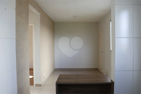 Apartamento com 2 dormitórios.