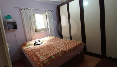Casa à venda com 2 quartos em Parque Sisi, São Carlos, SP