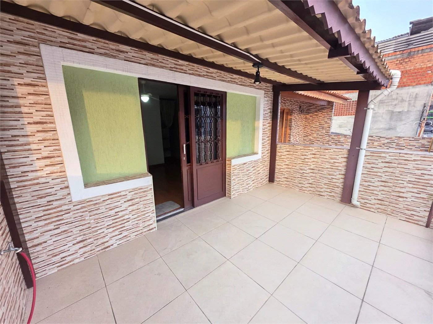 Sobrado à venda com 3 quartos em Rio Pequeno, São Paulo, SP