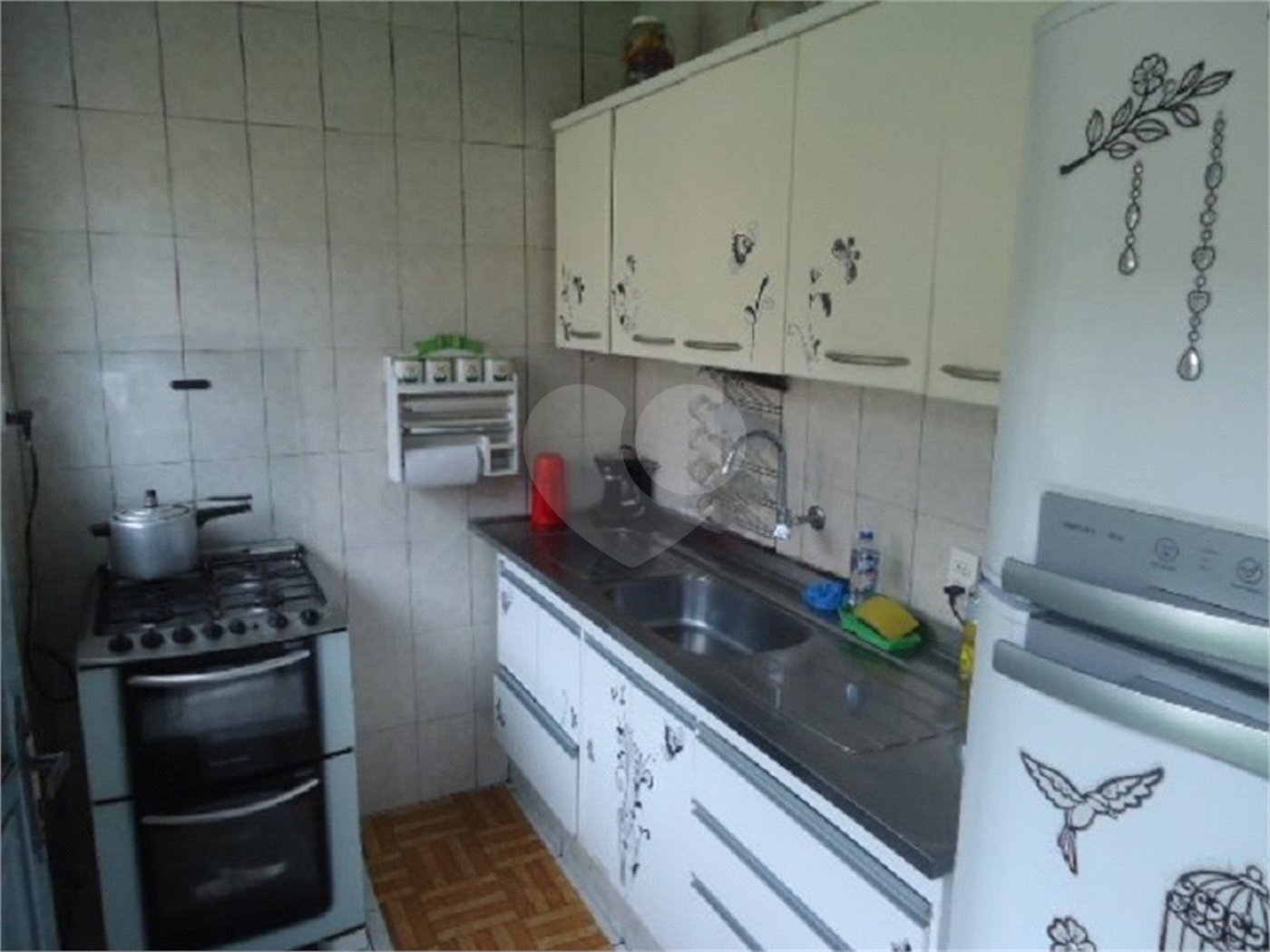 Casa à venda com 3 quartos, sendo 1 suíte, em Azulville I, São Carlos, SP