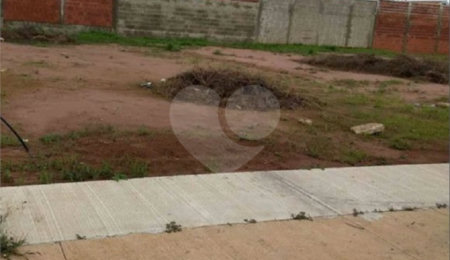 Terreno à venda no Centro, Ibaté, SP