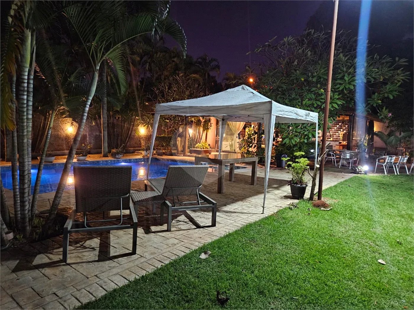 Chácara no Unileste, com espaço para eventos e cozinha industrial, na modalidade porteira fechada,