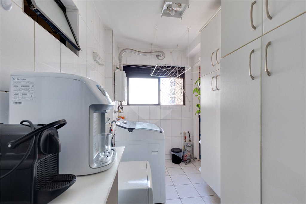 Apartamento Alto da Boa Vista em Condominio Clube