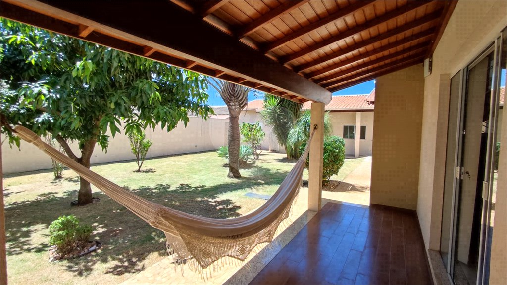 Casa à Venda de 5 dormitórios em São Carlos, no Residencial Eldorado