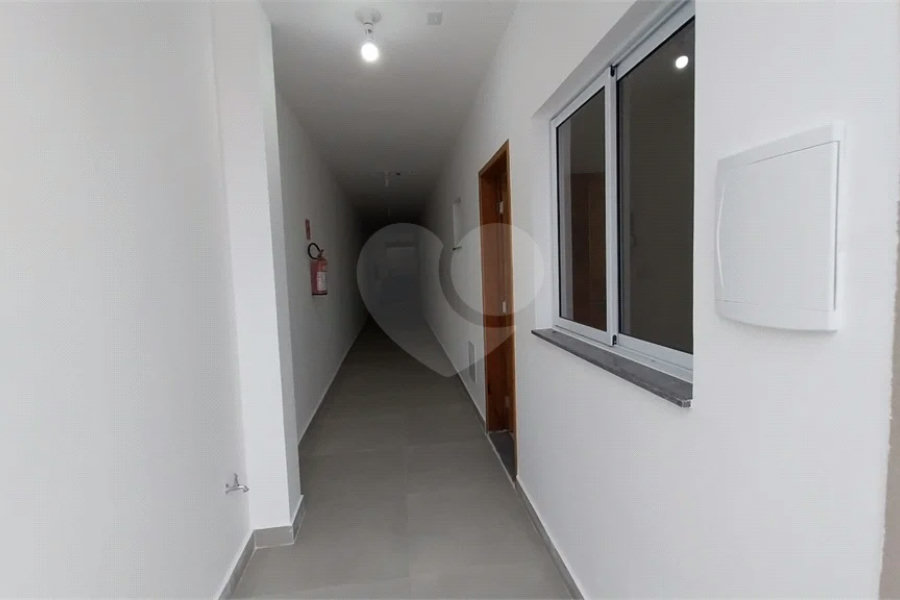Apartamento novo Região Jardim do São Paulo com – 40 metros - 2 dormitórios - 1 banheiro, sala - cozinha e 1 vaga.