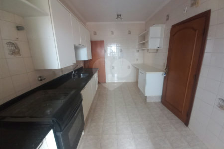 Apartamento para venda ou locação no Ed. Alexandre Previero