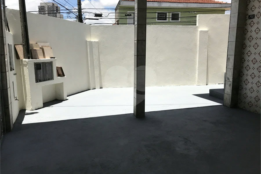 Sobrado à venda com 3 quartos em Vila Nivi, São Paulo, SP