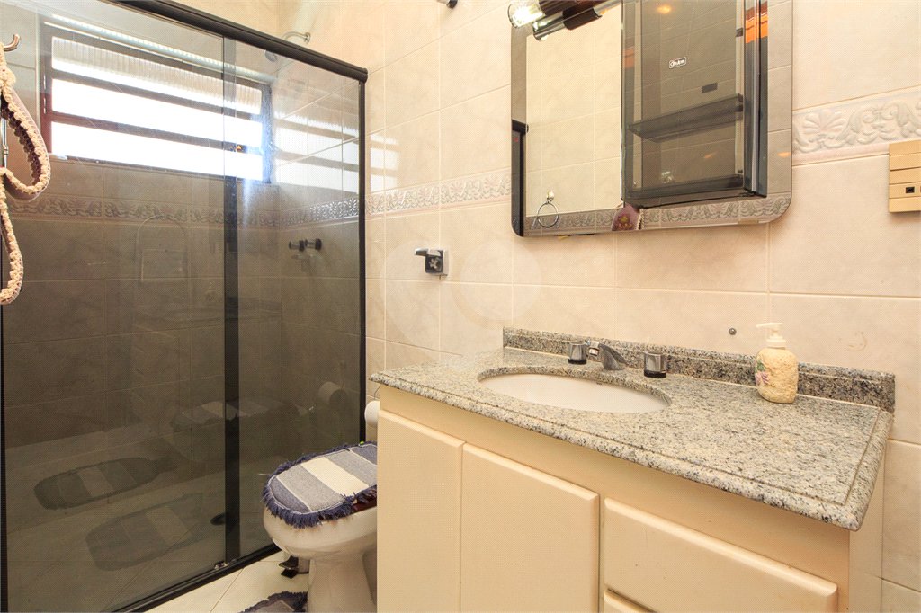 Sobrado com 4 quartos em Bolsão Residencial