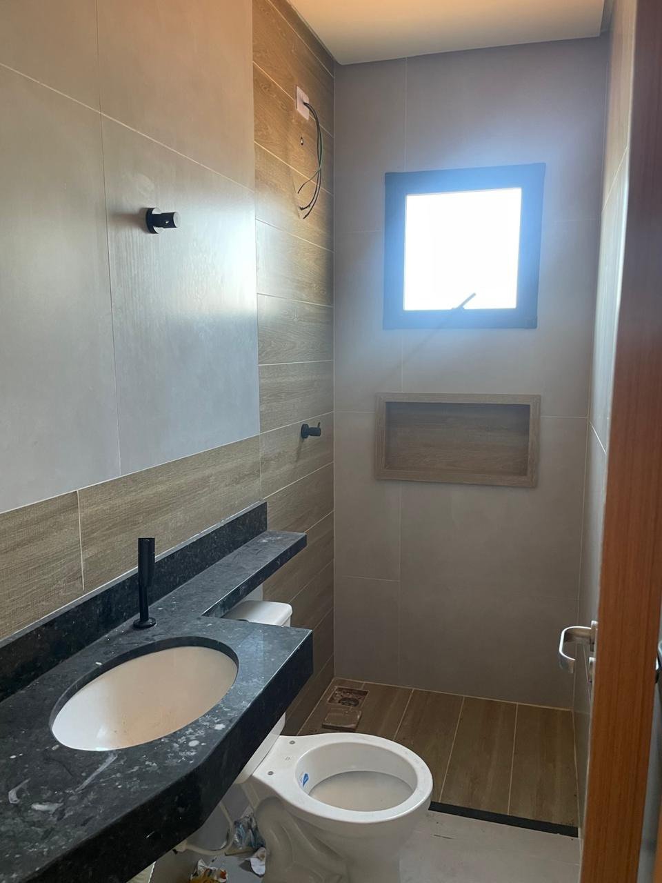🌊 OPORTUNIDADE ÚNICA EM PRAIA GRANDE – VILA MIRIM! 🏡