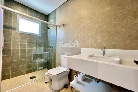 Casa Térrea à venda com 5 quartos, sendo 3 suítes, em Vila Esperia Ou Giglio, Atibaia, SP
