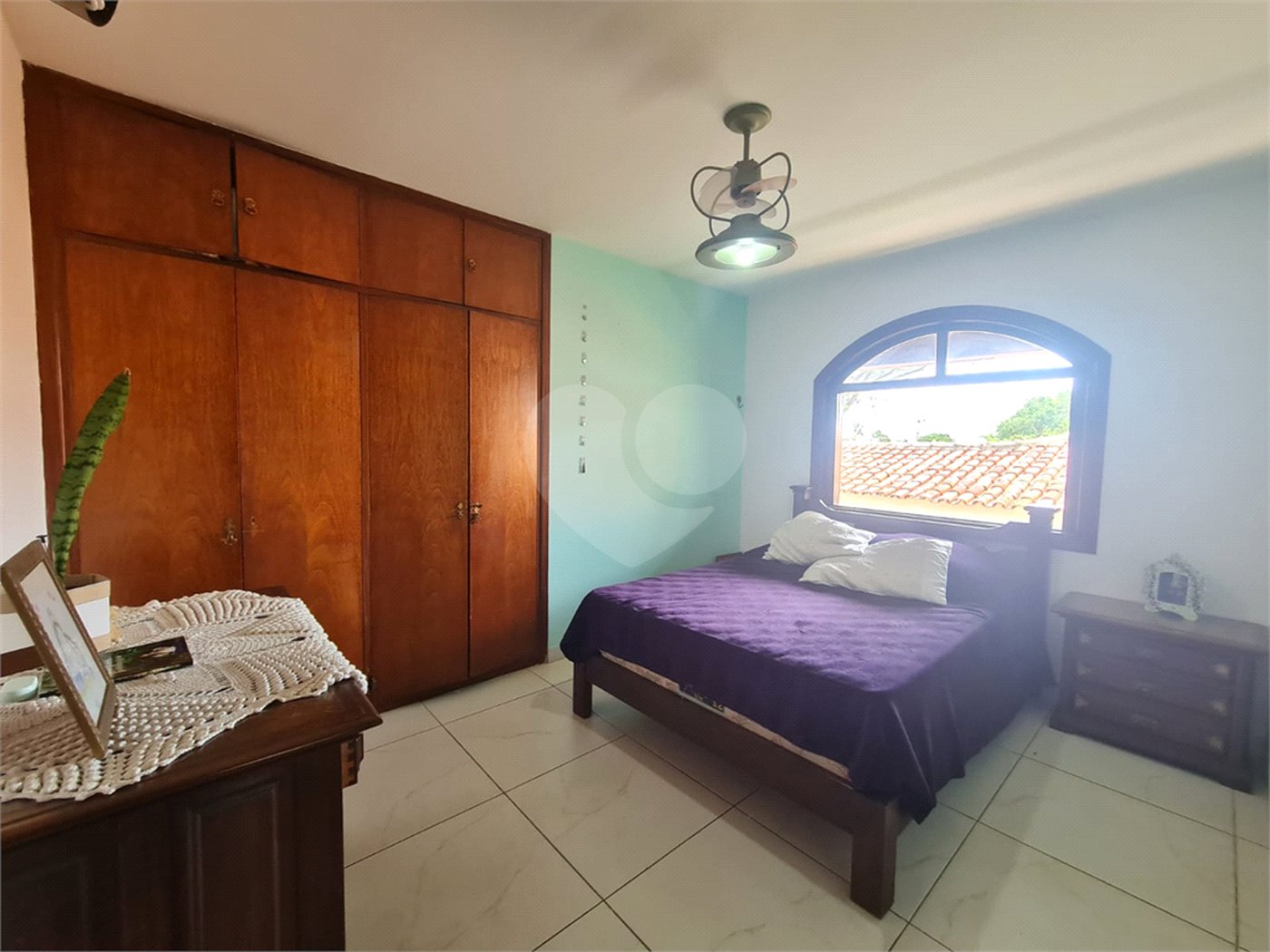 Casa à venda com 3 quartos, sendo 1 suíte, em Interlagos, São Paulo, SP