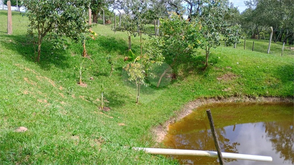 Chácara à venda na cidade de São Pedro - SP no bairro Vertentes das Águas - Refúgio Natural a 30 Minutos de Piracicaba - 5.000 m2
