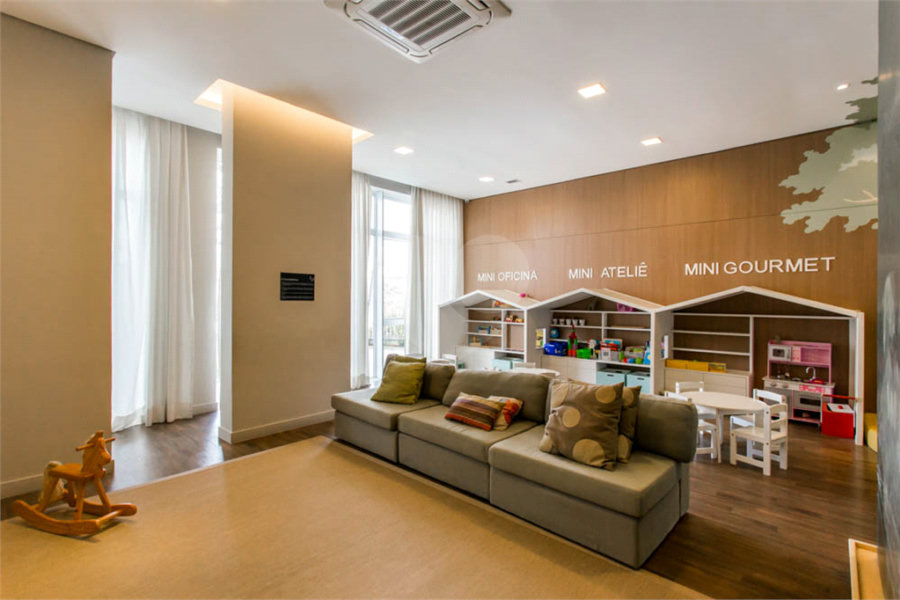 Apartamento à venda na Vila Mariana de 100m² com 3 dormitórios, 2 suítes, 2 vagas e lazer