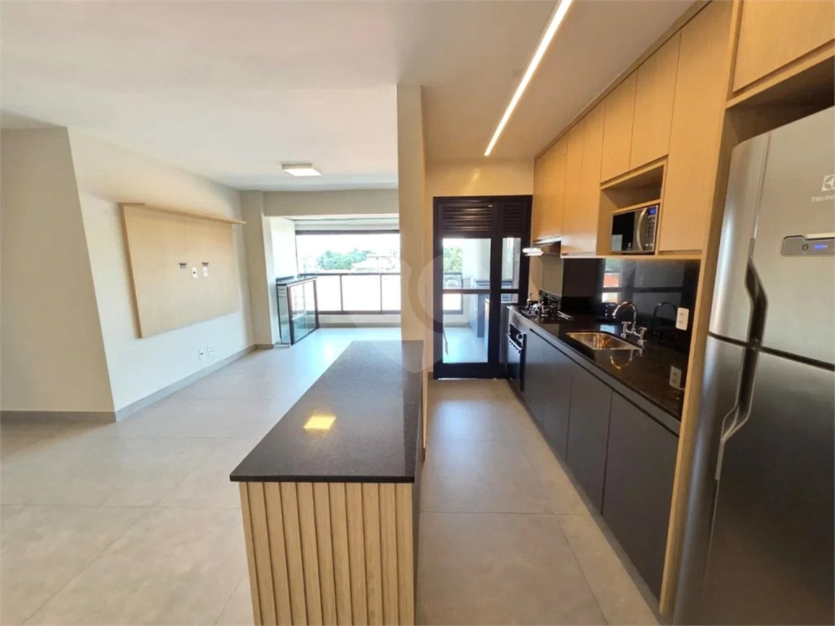 APARTAMENTO PRÓXIMO AO METRÕ SÃO JUDAS - 3 DORMITÓRIOS