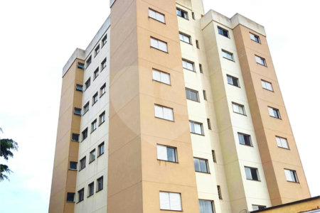 Apartamento térreo para venda no Residencial Mona Elisa