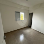 Apartamento á venda na região da Vila Prado.