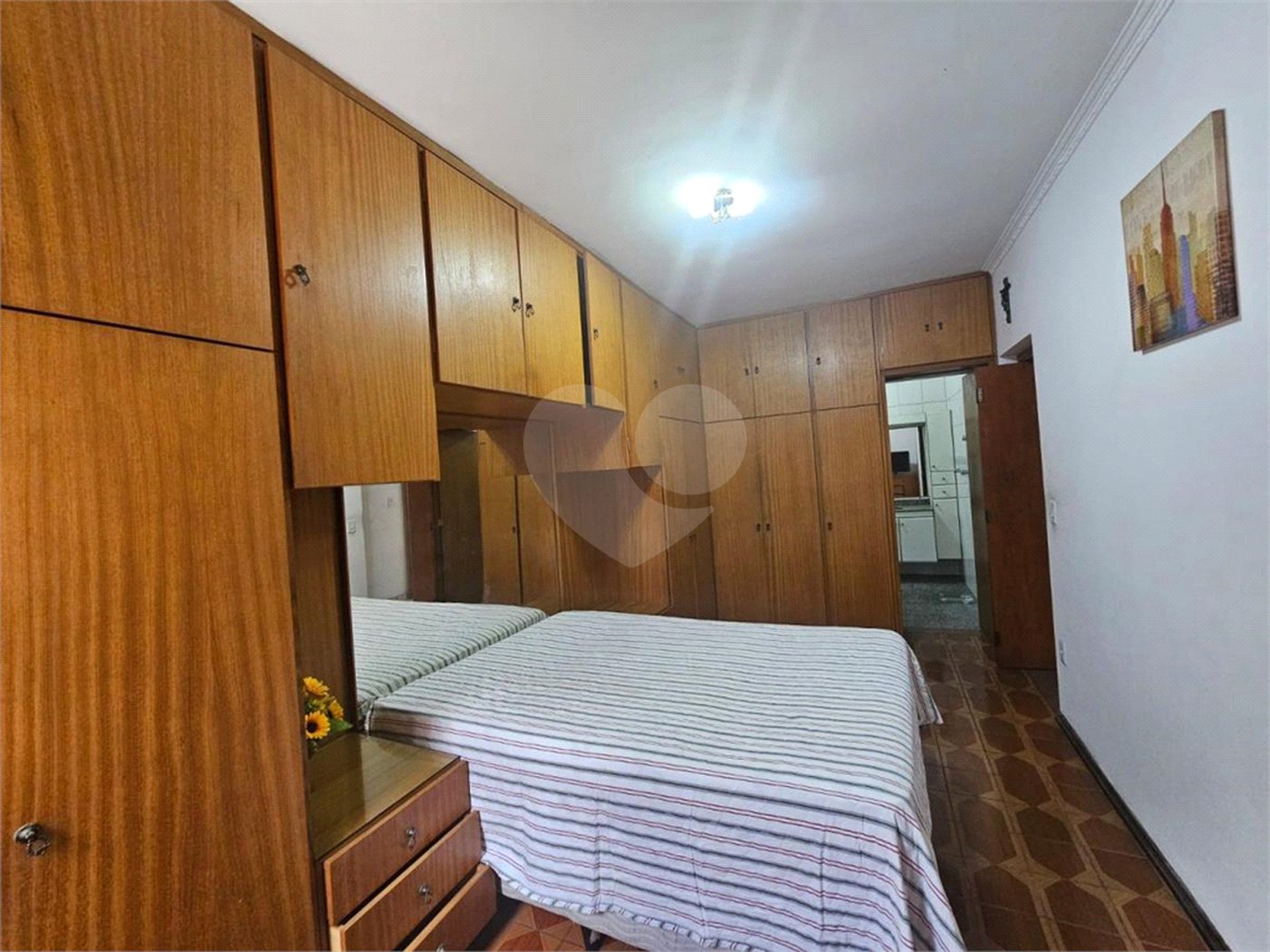 Casa Térrea na Vila Formosa de 233m2 com 3 dorms, 1 suíte, 3 banheiros e 4 vagas. Estuda permuta.