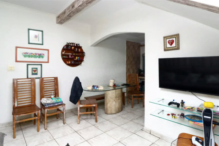 Casa à venda com 5 quartos, sendo 2 suítes,  em Vila Sônia, São Paulo, SP