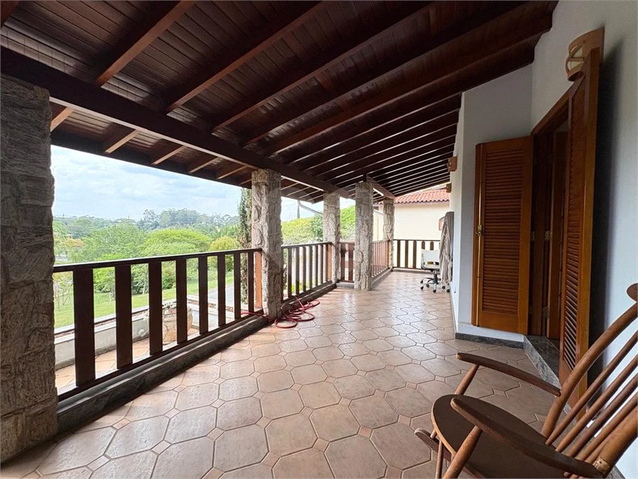 Casa a Venda no Condomínio Vista Alegre - Sede em Vinhedo/SP