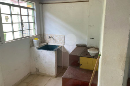 Casa térrea para venda na Vila Faria.