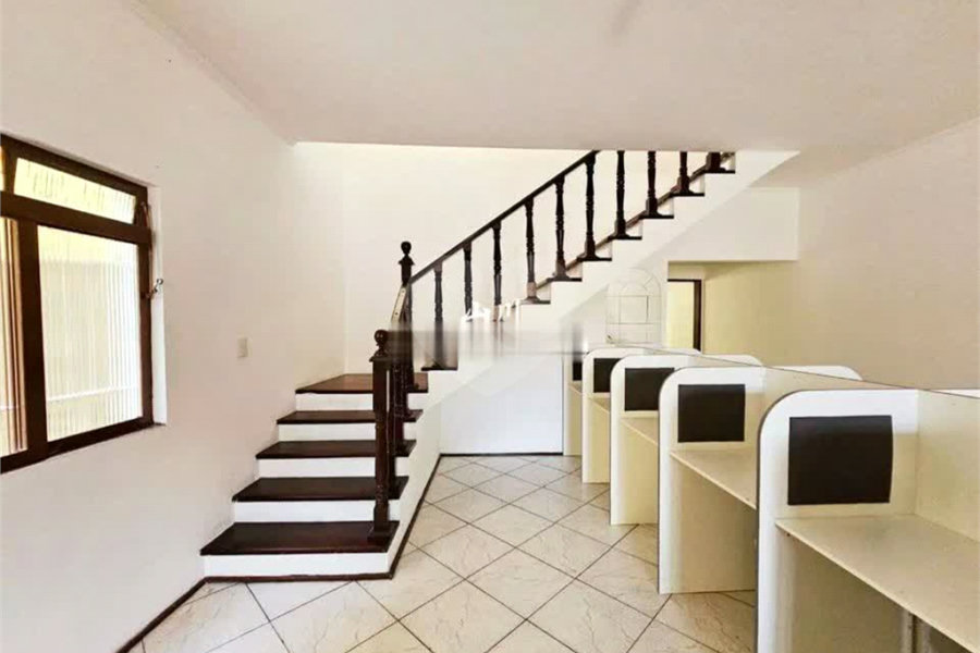 Sobrado com 280m² á venda - Itaquera